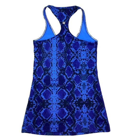 Lululemon Cool Racerback Women Sz 6/8 Sapphire Blue Ziggy Snake Reptile Tank Top - Picture 4 of 10